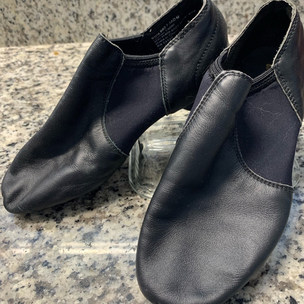 Balera Jazz Shoes! In great condition. Children’s size 7.0AD.